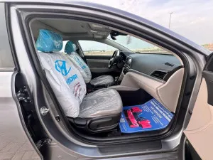 2019 هيونداي النترا SE