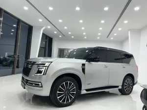 2025 Nissan Patrol LE Platinum city