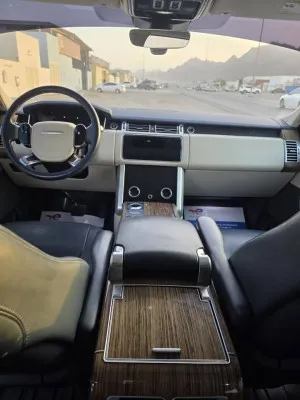 2020 لاند روفر رينج روفر HSE