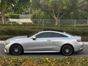 2021 مرسيدس-بنز الفئة - E E300