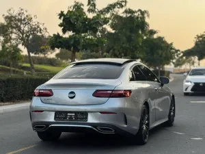 2021 مرسيدس-بنز الفئة - E E300