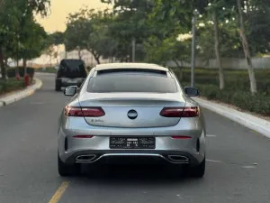 2021 مرسيدس-بنز الفئة - E E300