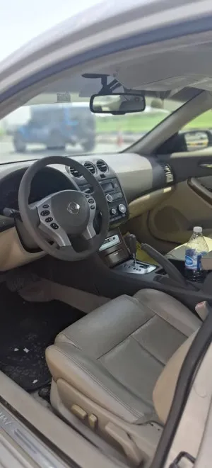 2009 Nissan Altima SR - VC