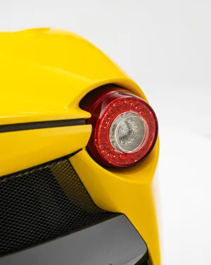 2017 فيراري لا فيراري LaFerrari APERTA
