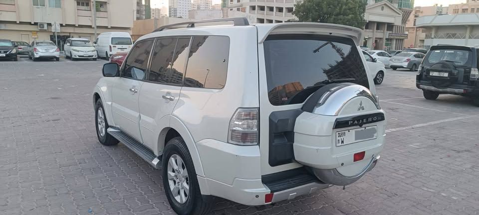 2010 Mitsubishi Pajero GLX