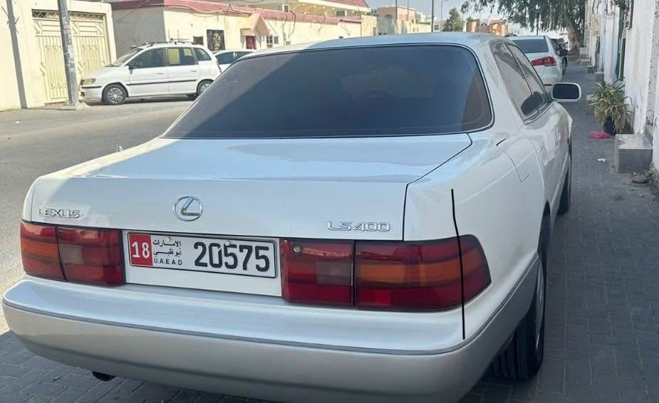1993 لكزس آل آس ٤٠٠