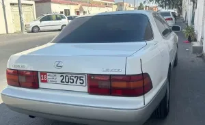 1993 لكزس آل آس ٤٠٠