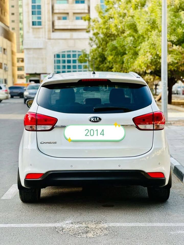 2014 Kia Carens Luxury Plus