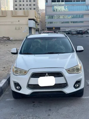 2013 ميتسوبيشي آي أس أكس GLX 4WD