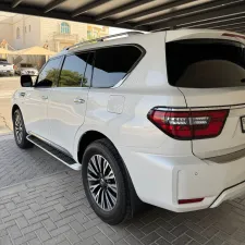 2021 نيسان باترول LE TITANIUM