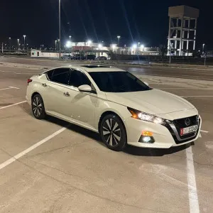 2022 Nissan Altima SV