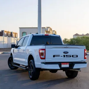 2022 فورد أف ١٥٠ Lariat