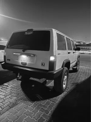1998 جييب شيروكي Specs