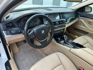 2012 بي أم دابليو الفئة - 5 520i