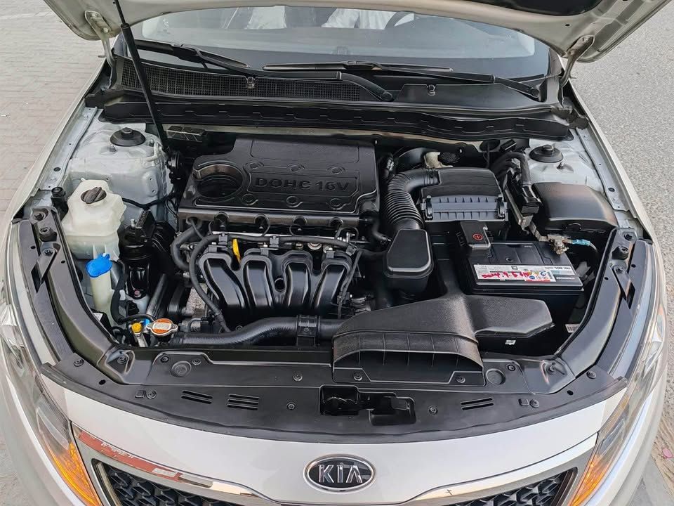 2011 Kia K5 GT