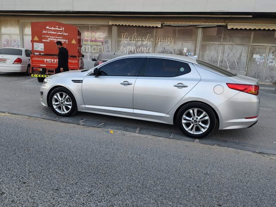 2011 Kia K5 GT