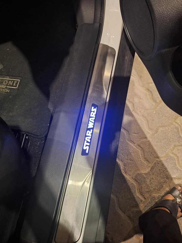 2017 نيسان روج SV