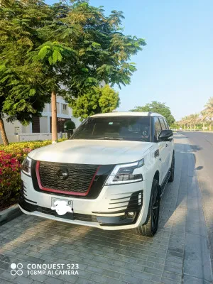 2012 نيسان باترول LE TITANIUM