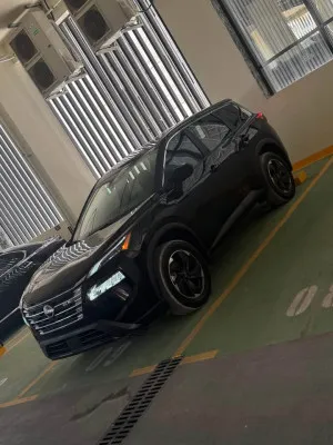 2024 نيسان روج