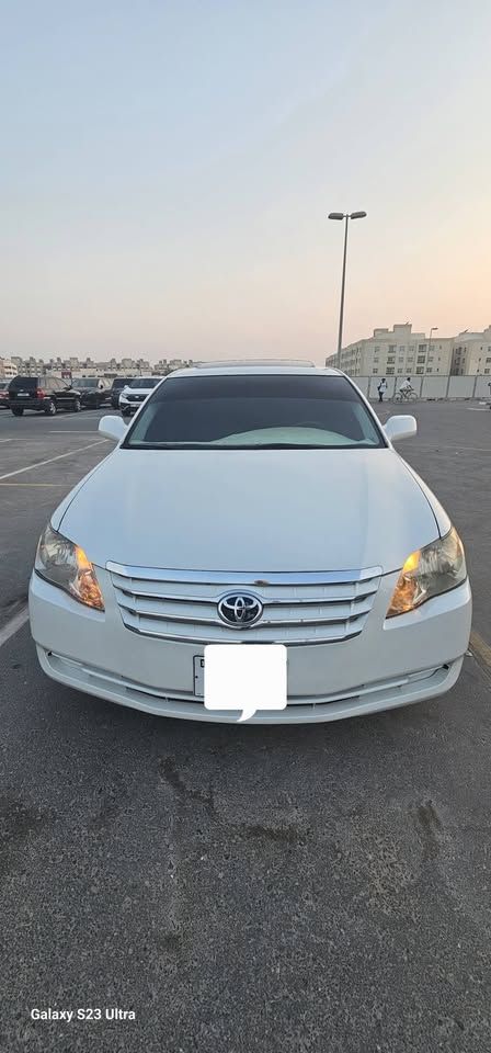 2005 تويوتا افالون Exclusive