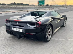 2018 فيراري 488 Spider