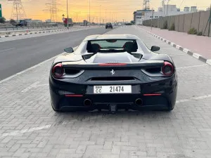 2018 فيراري 488 Spider