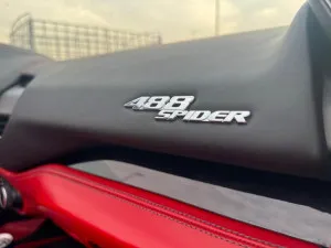 2018 فيراري 488 Spider