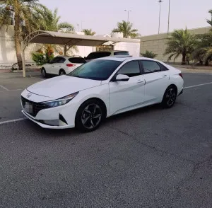 2022 Hyundai Elentra SE