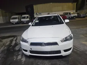 2011 ميتسوبيشي لانسر EX