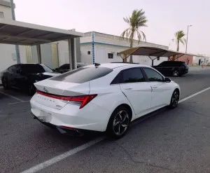 2022 Hyundai Elentra SE