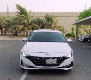 2022 Hyundai Elentra SE