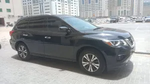2017 نيسان باثفايندر SL
