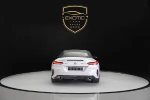 2025 بي أم دابليو زد 4 3.0i