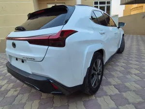 2024 لكزس UX - يو اكس UX 250h F Sport