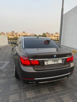2013 بي أم دابليو الفئة - 7 730i