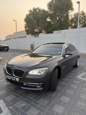 2013 بي أم دابليو الفئة - 7 730i
