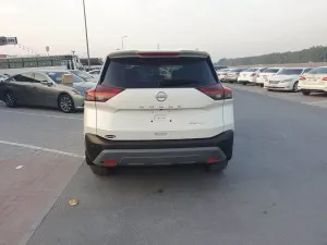 2023 نيسان روج SL