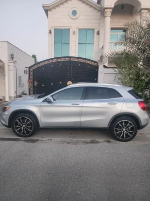 2016 مرسيدس-بنز GLA - جي ال اي GLA250