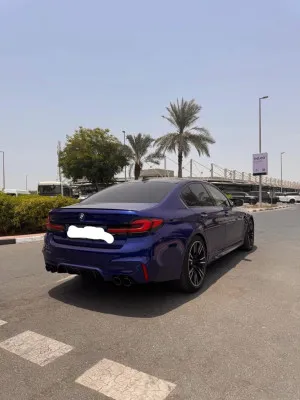 2022 بي أم دابليو ام ٥ Standard