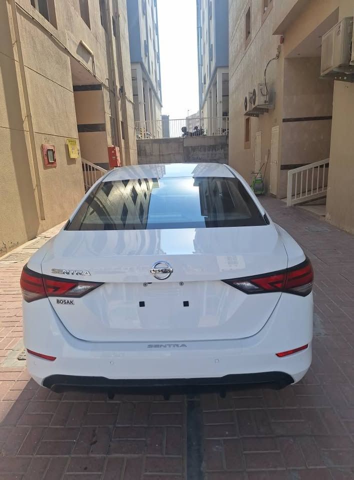 2022 نيسان سنترا Midnight Edition