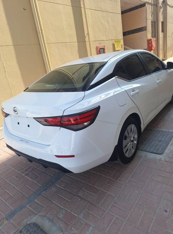 2022 نيسان سنترا Midnight Edition