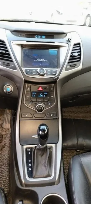 2014 هيونداي النترا SE
