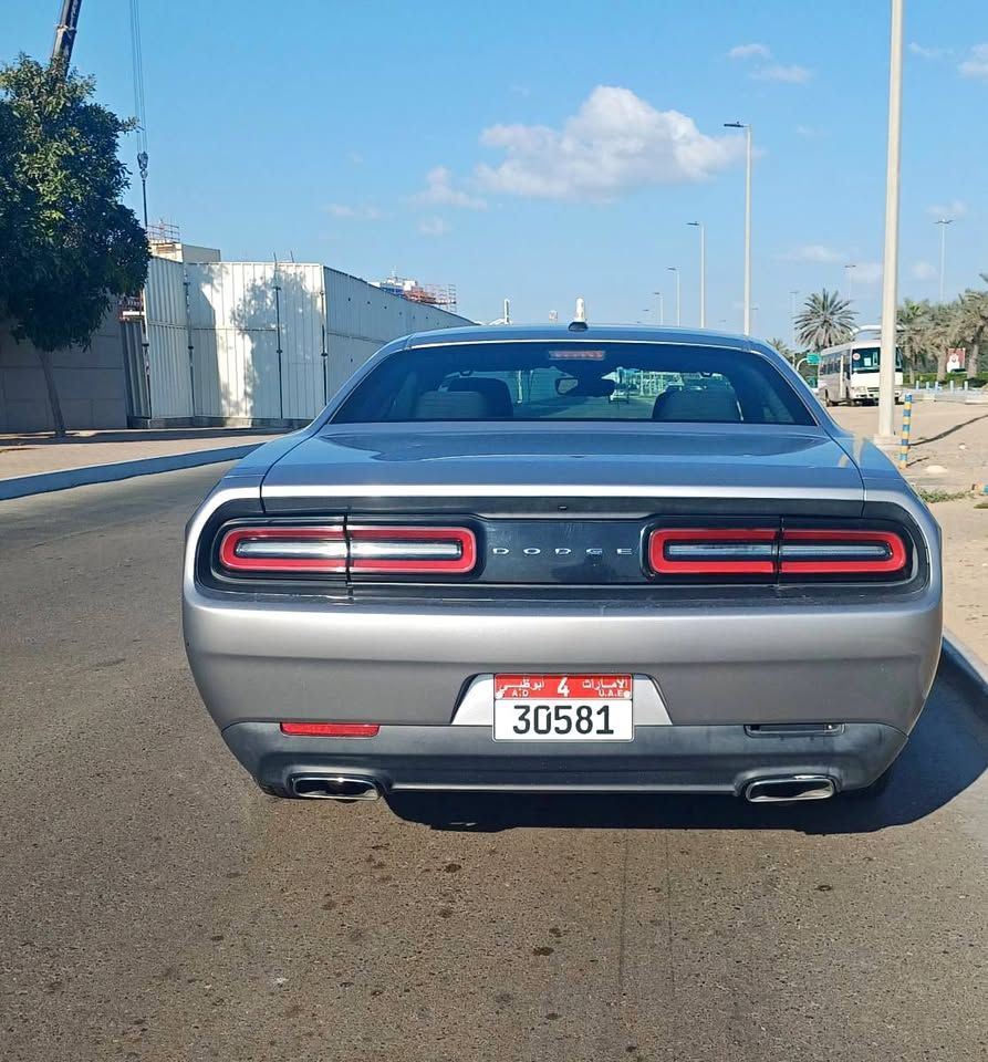 2015 Dodge Challenger SXT