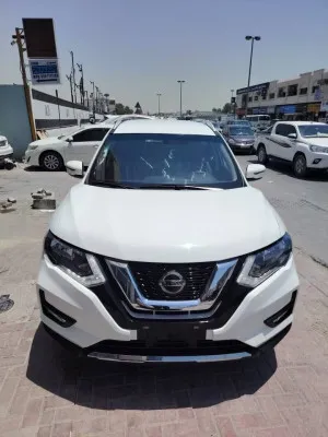 2018 نيسان روج SV
