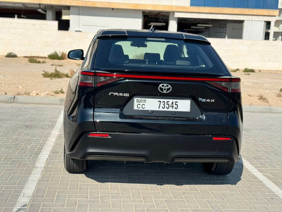 2023 تويوتا بي زد ٤ اكس XLE