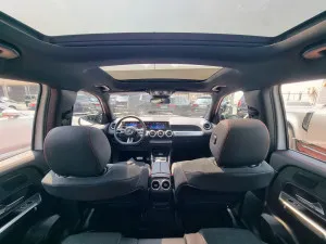 2025 Mercedes-Benz GLB GLB200
