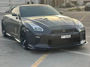2013 نيسان جي تي آر Black Edition