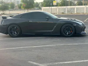 2013 نيسان جي تي آر Black Edition