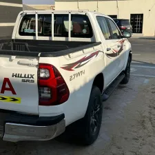 2023 تويوتا هايلوكس GLX