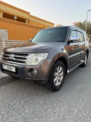 2011 Mitsubishi Pajero GLS
